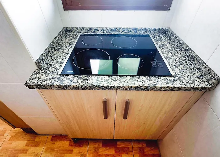 Mediterraneo 1007 Fabulous One Bedroom With Sea View Apartment *